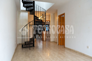 Piso en venta en calle La Ballena (ref. 102739877)