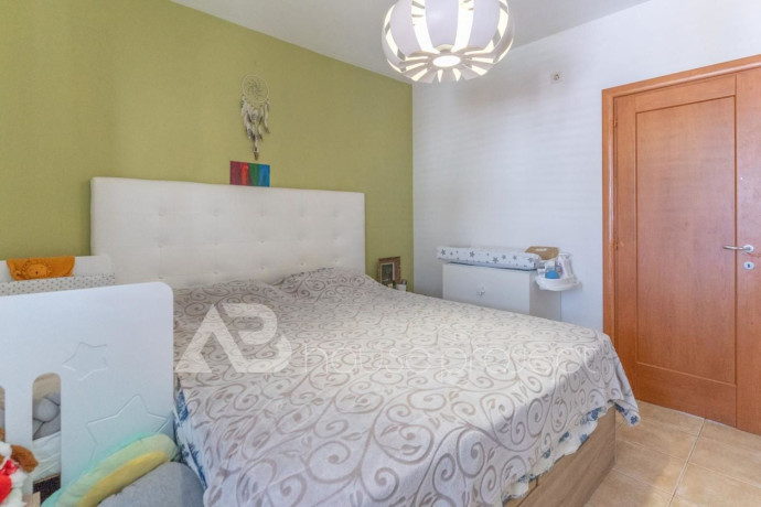 chalet-adosado-en-venta-en-los-abrigos-big-21