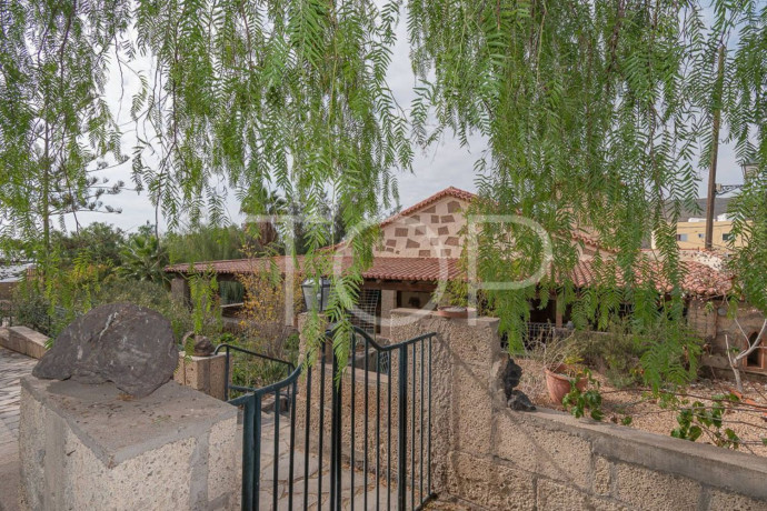 casa-rural-en-venta-en-tamaide-el-roque-big-12