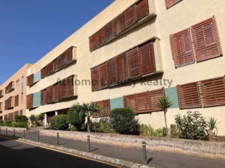 Piso en venta en calle Rector José Carlos Alberto Bethencourt (ref. 421686)