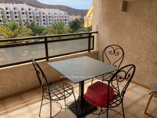 Piso en venta en Ed. Royal, Los Cristianos, 25 (ref. A1B15153)