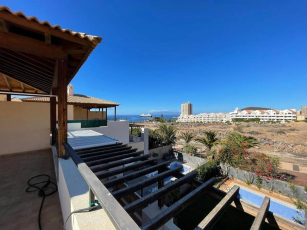 chalet-adosado-en-venta-en-bergantin-big-12