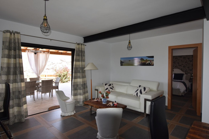 casa-o-chalet-independiente-en-venta-en-playa-san-juan-big-8