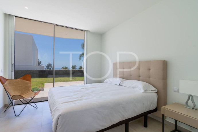 casa-o-chalet-independiente-en-venta-en-playa-san-juan-big-11