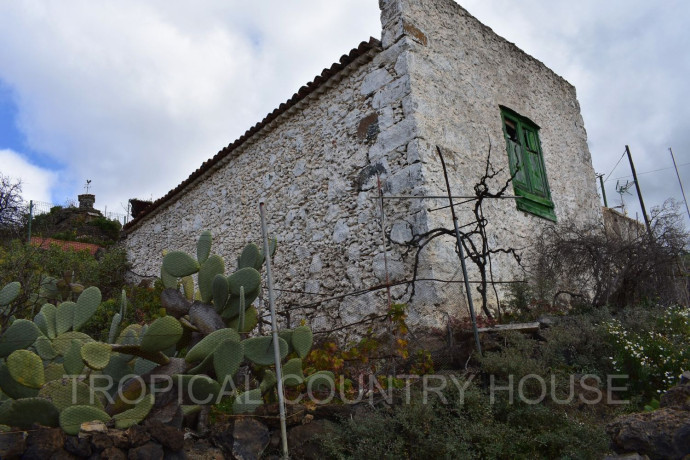 casa-de-pueblo-en-venta-en-guia-de-isora-big-0