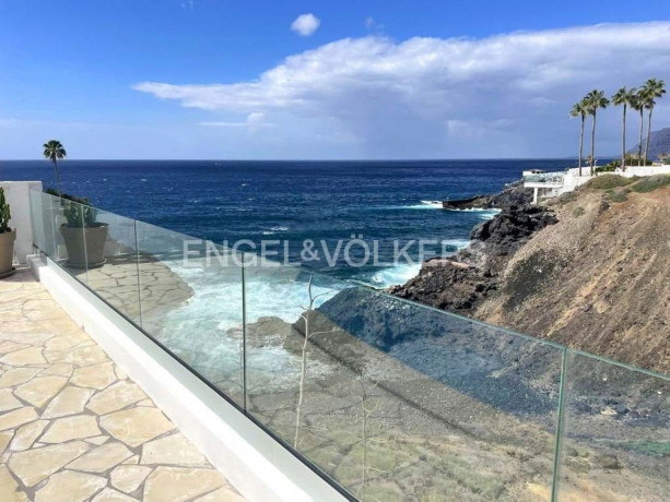 casa-o-chalet-en-venta-en-acantilados-de-los-gigantes-big-1