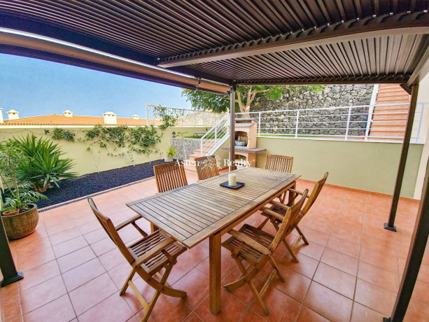 chalet-adosado-en-venta-en-calle-lajas-de-chapin-big-3