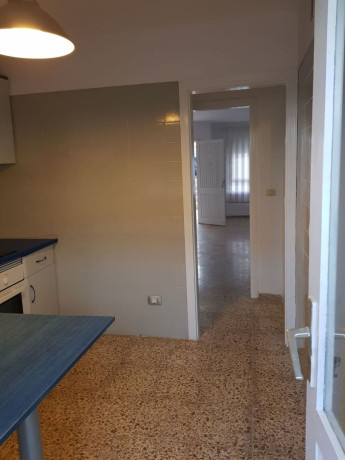 chalet-adosado-en-venta-en-centro-big-28