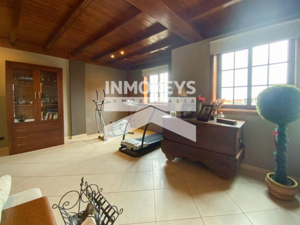 casa-o-chalet-independiente-en-venta-en-centro-big-5