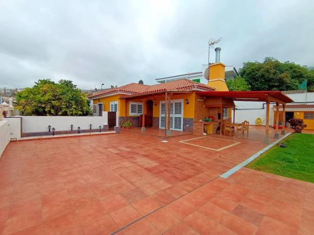 casa-o-chalet-independiente-en-venta-en-calle-vinas-big-3