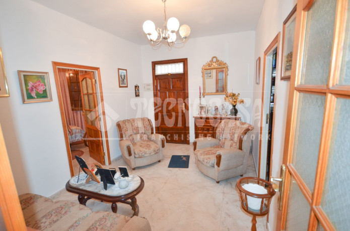 chalet-pareado-en-venta-en-camino-bebedero-big-5