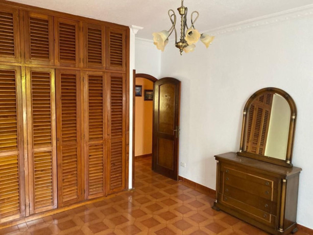 casa-o-chalet-independiente-en-venta-en-calle-vinas-36-big-9