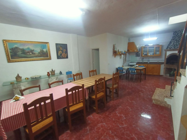 chalet-adosado-en-venta-en-romulo-bethancourt-66-big-11