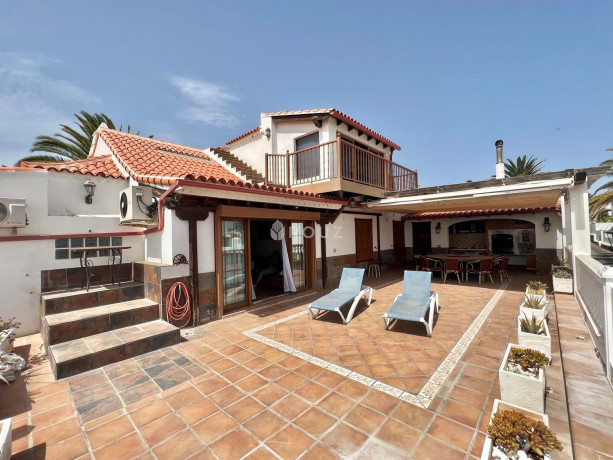 casa-o-chalet-en-venta-en-golf-del-sur-amarilla-golf-big-0