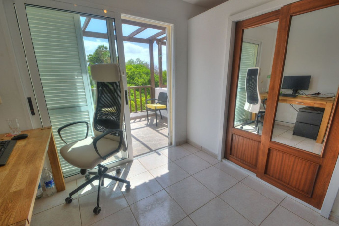 chalet-adosado-en-venta-en-golf-del-sur-amarilla-golf-big-12