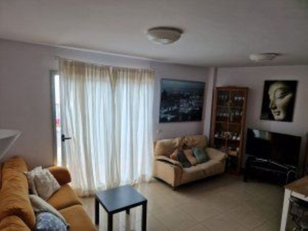 atico-en-venta-en-calle-la-gorvorana-big-4