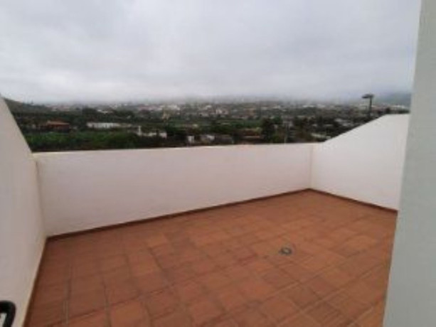 atico-en-venta-en-calle-la-gorvorana-big-12