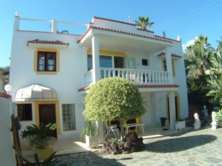 Casa o chalet independiente en venta en Urb. Tierra de Oro, Los Realejos-Icod El Alto (ref. 70483)