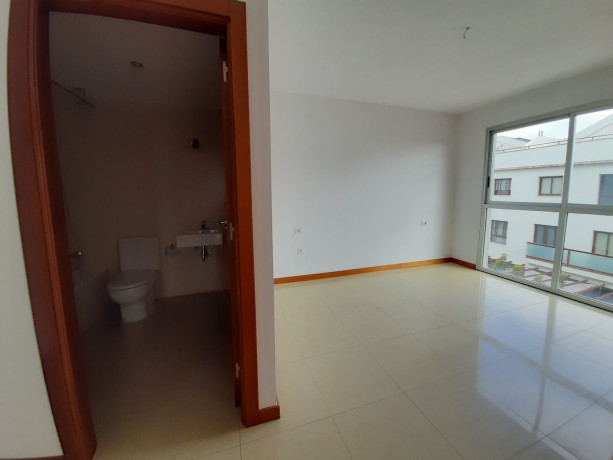 piso-en-venta-en-calle-gorvorana-23-big-7