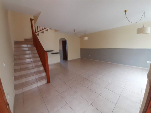 chalet-adosado-en-venta-en-canarios-18-big-4